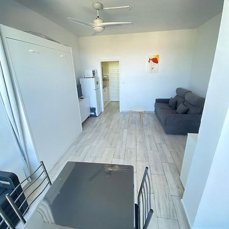 רוזס Studio Avec Piscine Et Parking מראה חיצוני תמונה